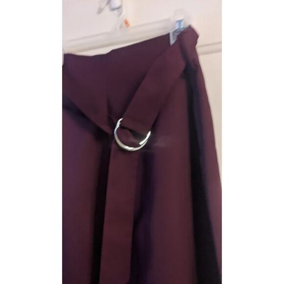 Harlowe & Graham Burgundy Belted Skirt with Zipper Closure Size Medium? - Picture 6 of 11
